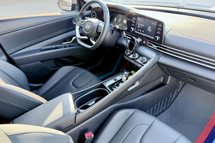 Used Hyundai Elantra 2023 1.5L CVT GLX Elite Edition
