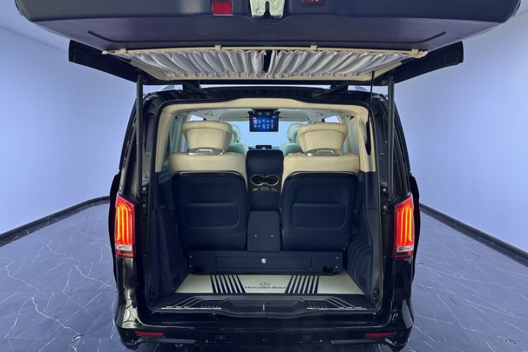 Used Mercedes-Benz V-Class 2018 V 260 Avantgarde Edition China V