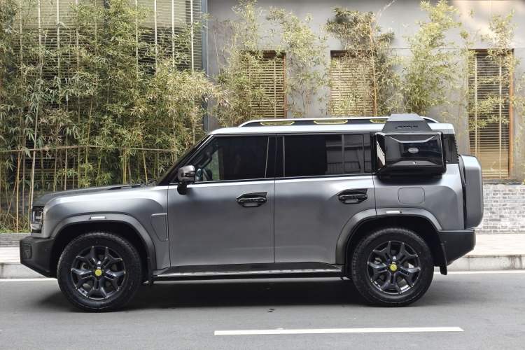 Used JETOUR Traveler 2023 2.0T All-Wheel Drive CrossPRO+
