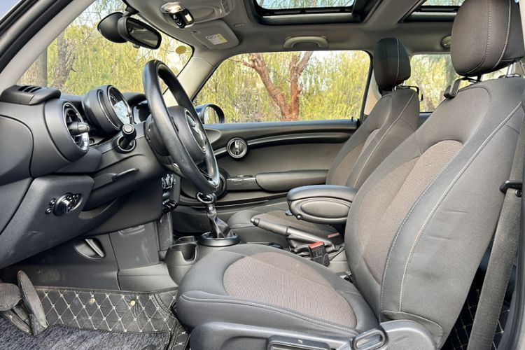 Used  MINI 2016 1.2T ONE Pioneer Edition