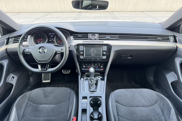 Used Volkswagen FAW-Volkswagen CC 2020 330TSI Huayan Edition China VI Standard
