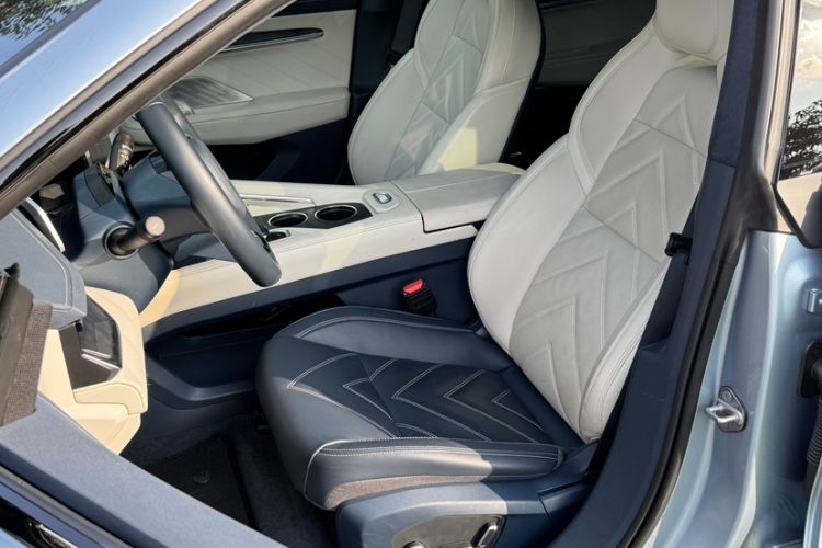 Used Zeekr 001 2022 Ultra-Long Range Dual-Motor YOU Version