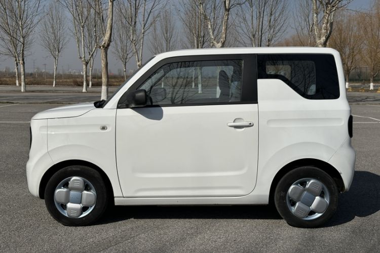 Used Geely Galaxy Panda 2023 Panda Mini 200km Endurance Bear
