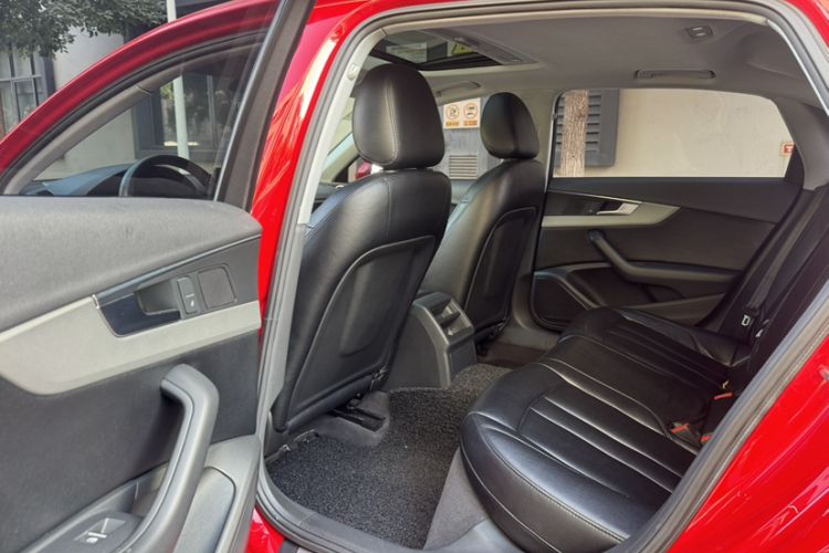 Used Audi A4L 2018 30th Anniversary Edition 40 TFSI Trendy Model
