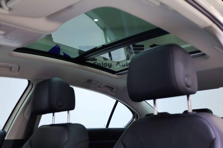 Used Volkswagen Magotan 2018 330TSI DSG Luxury Model