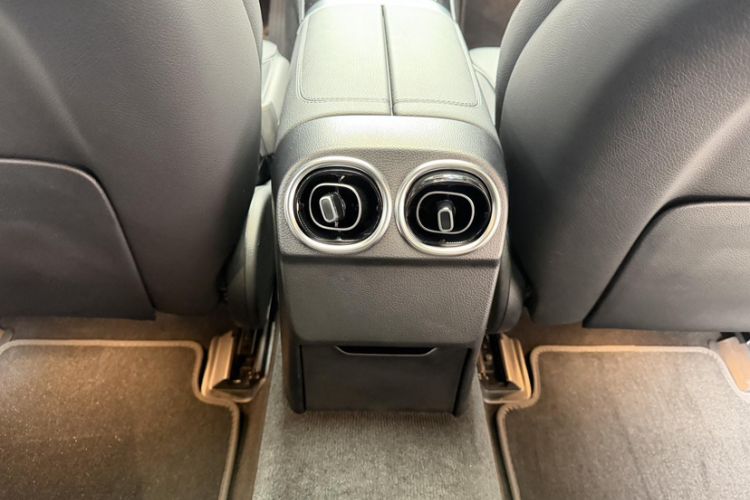 Used Mercedes-Benz C-Class 2024 Restyled C 200 L Sport Edition
