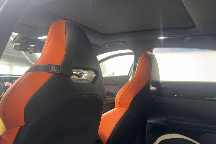 Used Changan UNI-V 2025 1.5T 500Bar Prestige Sporty Version
