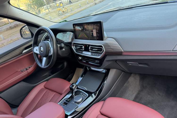 Used BMW X3 2022 Second Facelift xDrive30i Leading Edition M Night Sky Package
