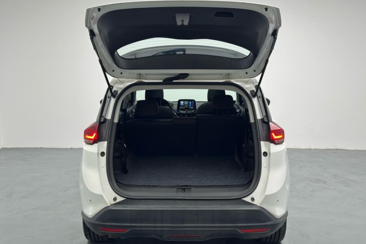 Used Chevrolet Orlando 2020 Light Hybrid Redline 530T Automatic Enjoyment Edition (5+2 Models)
