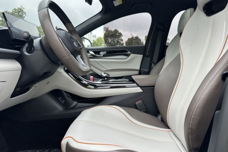 Used BYD Qin PLUS 2023 Champion Edition DM-i 120KM Leading Model
