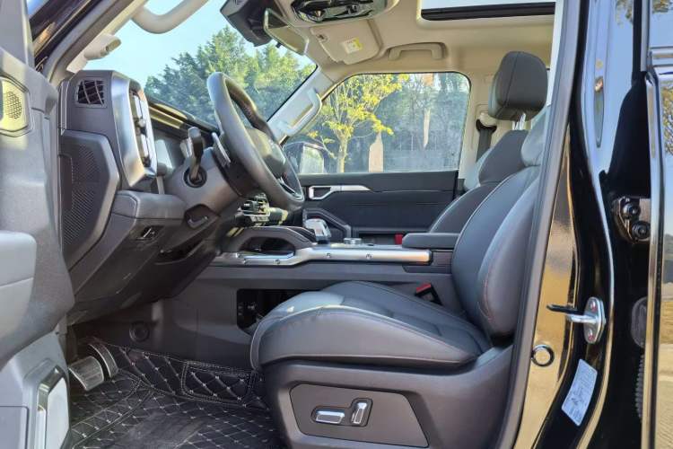 Used JETOUR Traveler 2023 2.0T All-Wheel-Drive CrossPRO
