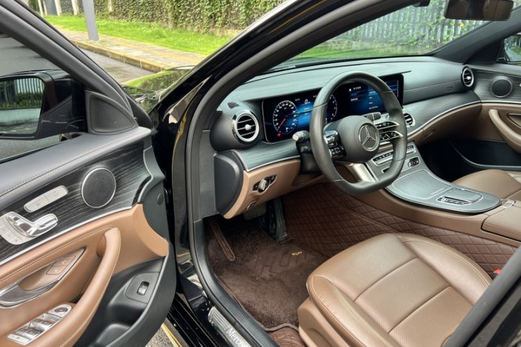 Used Mercedes-Benz E-Class 2022 Revised Version E 300 L Sporty and Stylish Edition
