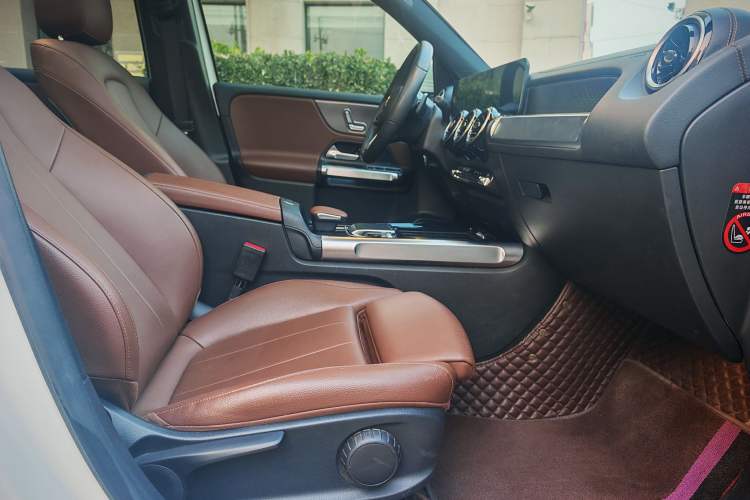 Used Mercedes-Benz GLB 2020 GLB 200 Dynamic Edition