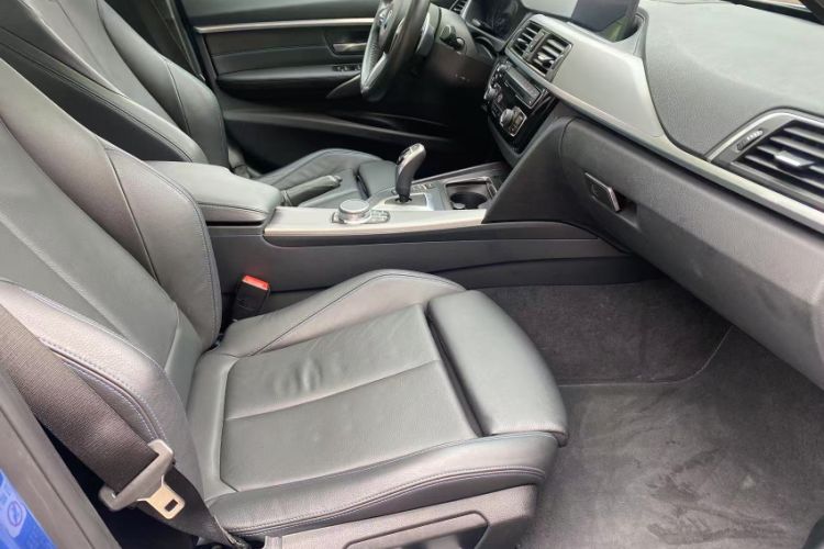 Used BMW 3 Series 2019 320i M Sport Night Edition
