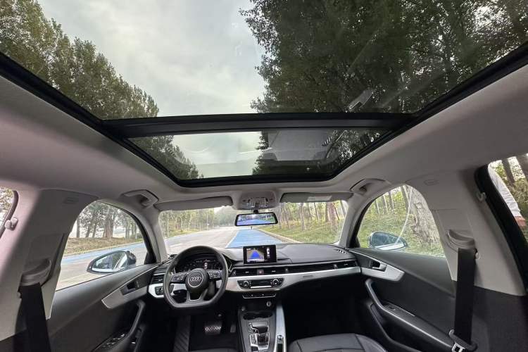 Used Audi A4L 2018 30th Anniversary Edition 45 TFSI quattro Individual Sport Edition
