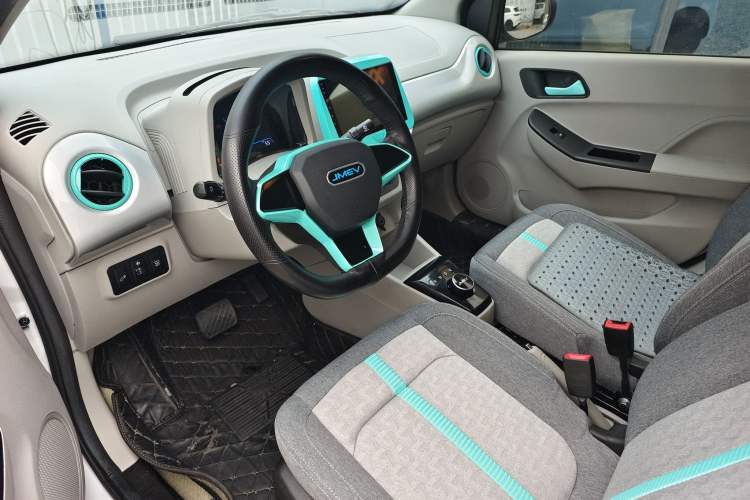 Used JMEV Xiao Qilin 2023 Joyful Edition 201km Comfort Model