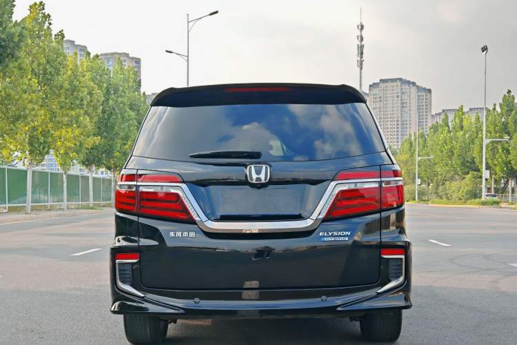 Used Honda Elysion 2019 2.0L Hybrid Luxury Edition
