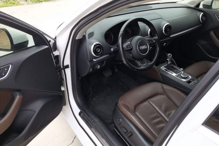 Used Audi A3 2016 Limousine 35 TFSI Style Edition
