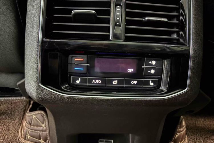 Used Volkswagen Teramont 2017 330TSI Two-Wheel-Drive Luxury Edition
