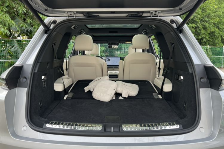 Used Li Auto L8 2023 Air model