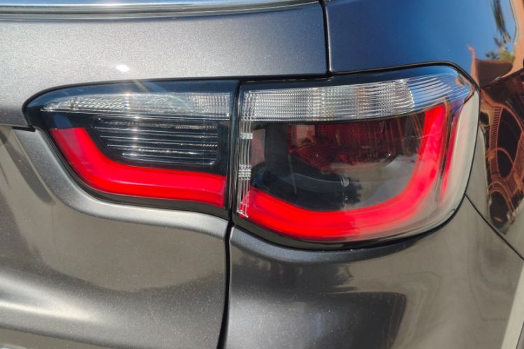 Used  Compass 2017 200T Automatic Family Edition