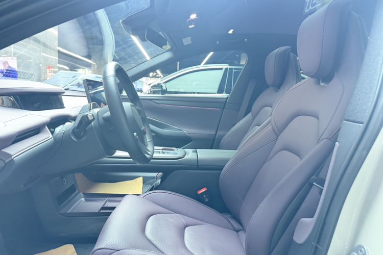 Used  SU7 2024 Rear-Drive Ultra-Long Range Advanced Pro-Level Intelligent Driving Version
