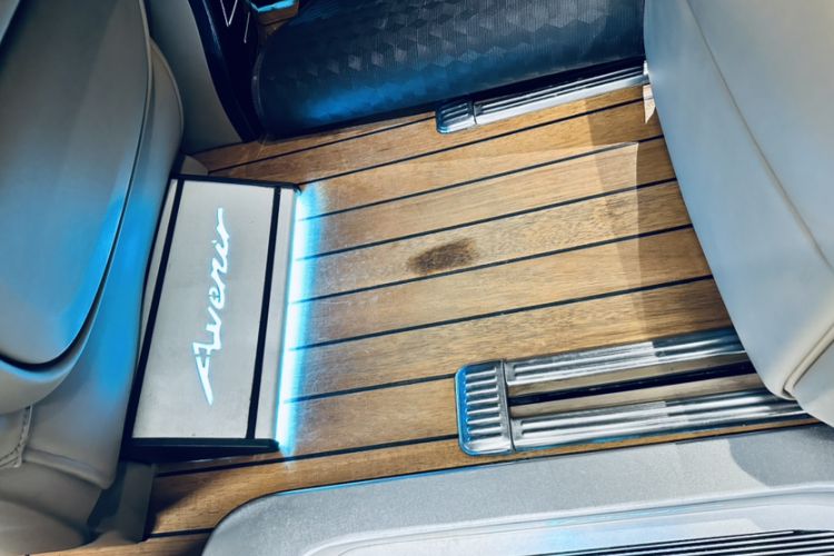 Used Buick GL8 2021 ES Landtrek 653T Luxury Model