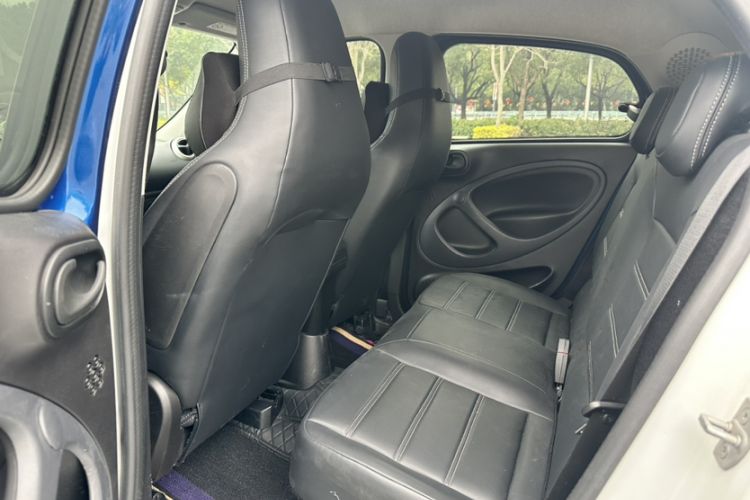 Used  forfour 2018 1.0L 52 kW Dynamic Edition