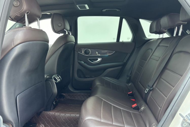 Used Mercedes-Benz GLC 2019 Facelift GLC 260 L 4MATIC Luxury Model