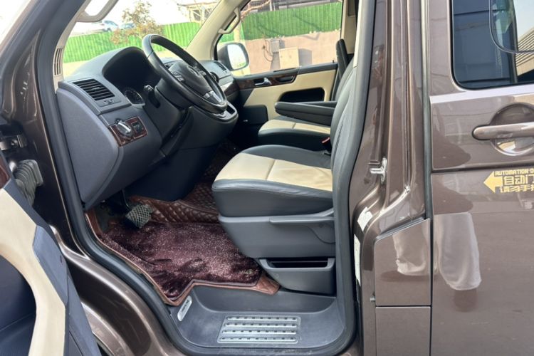 Used Volkswagen Multivan 2012 2.0 TSI Four-Wheel Drive Deluxe Edition
