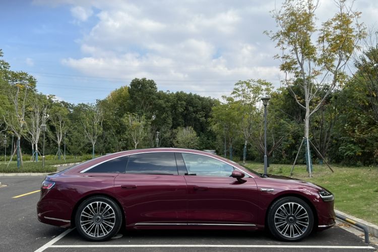 Used Hima Stelato S9 2024 All-Electric Max Rear-Drive Long-Range Version