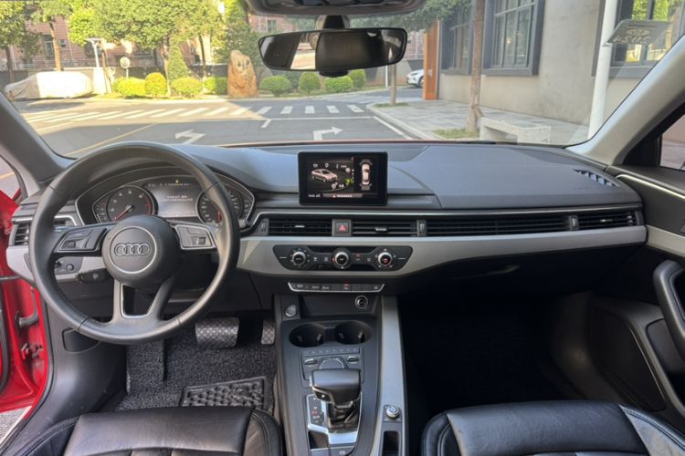 Used Audi A4L 2018 30th Anniversary Edition 40 TFSI Trendy Model
