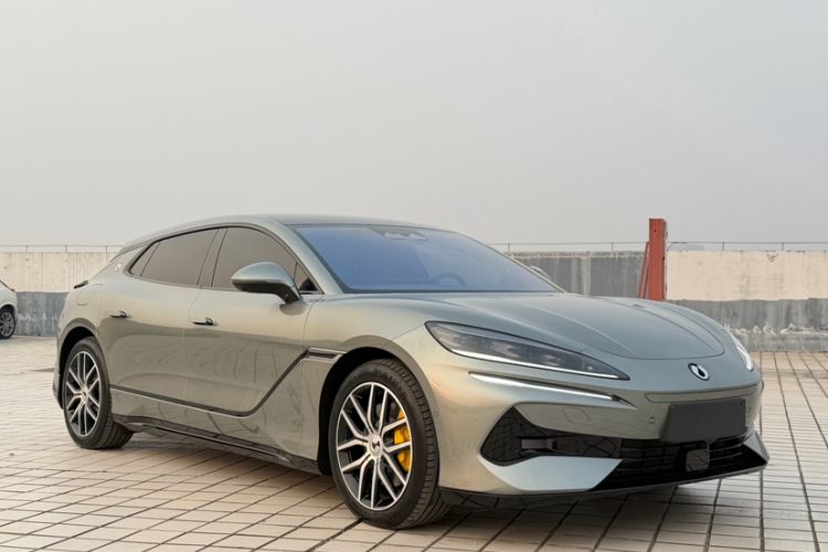 Used Denza Z9GT 2024 1100 Four-Wheel Drive Max Edition
