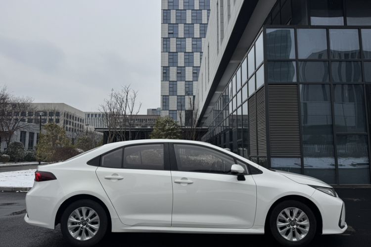 Used Toyota Corolla 2021 TNGA 1.5L CVT Elite Edition
