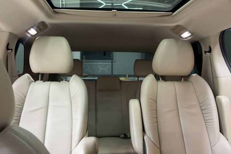 Used Buick GL8 2013 3.0L GT Luxury Business Haoya Edition
