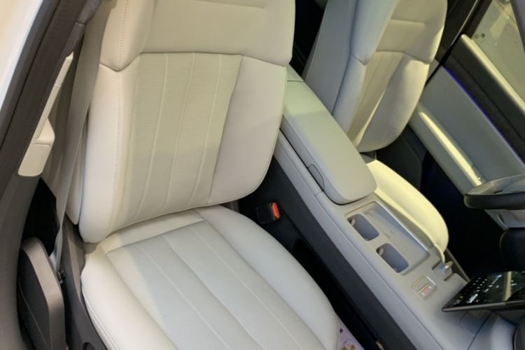 Used Nio ES8 2023 75 kWh Executive Edition
