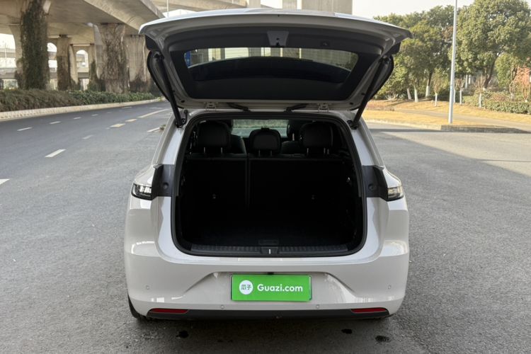 Used Li Auto L6 2024 Pro Model
