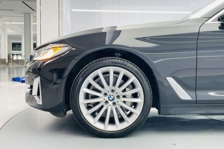 Used BMW 5 Series 2022 Second Facelift 530Li Luxury Edition Premium Package