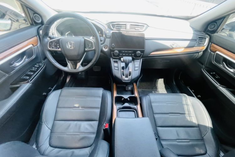 Used Honda CR-V 2019 Brilliant Edition Plus 240TURBO CVT Two-Wheel Drive Fashion Version China VI Emission Standard
