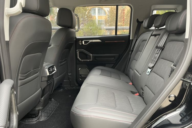 Used Jetour Traveler 2023 2.0T All-Wheel-Drive CrossPRO
