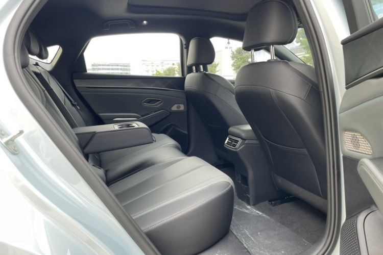 Used BYD Qin L 2025 DM-i Smart Drive 120KM Superior Model
