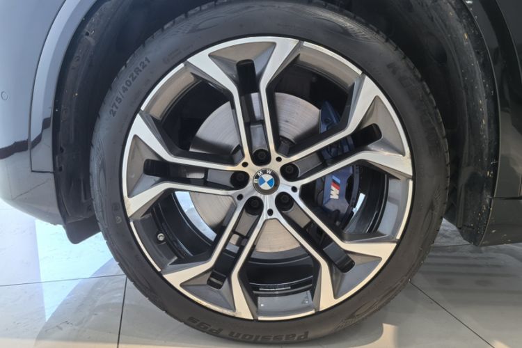 Used BMW X5 2022 Restyled xDrive 40Li Luxury Edition M Sport Package
