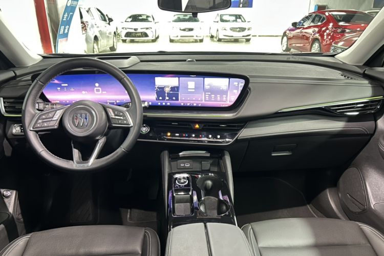 Used Buick Envision 2025 25T Entry-Grade Platinum Edition
