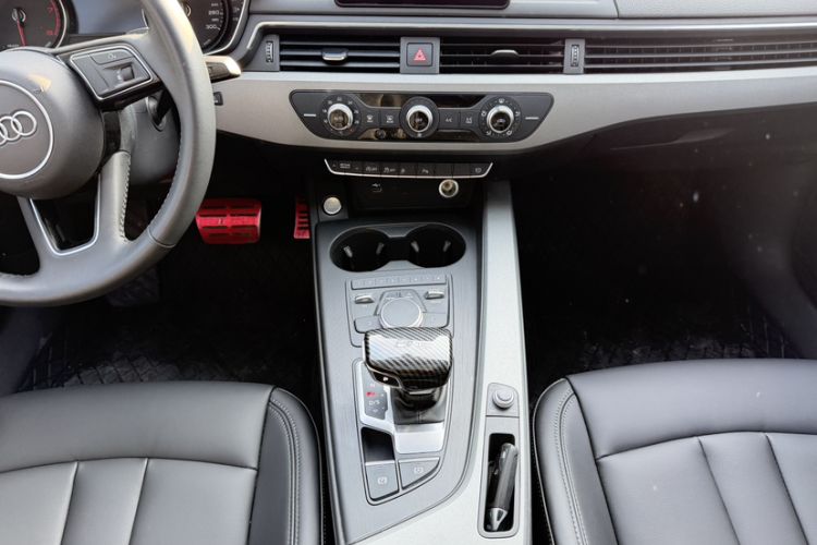 Used Audi A4L 2018 30th Anniversary Edition 40 TFSI Trendy Model