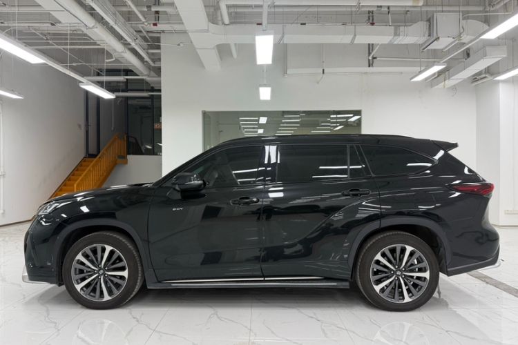 Used Toyota Crown Kluger 2024 2.5L HEV Four-Wheel Drive Luxury Edition
