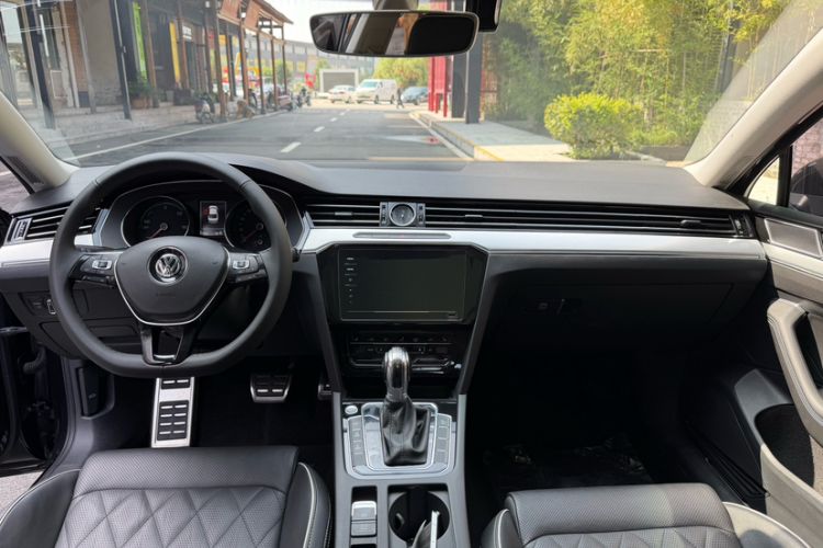 Used Volkswagen Magotan GTE Plug-in Hybrid 2020 GTE Luxury Model
