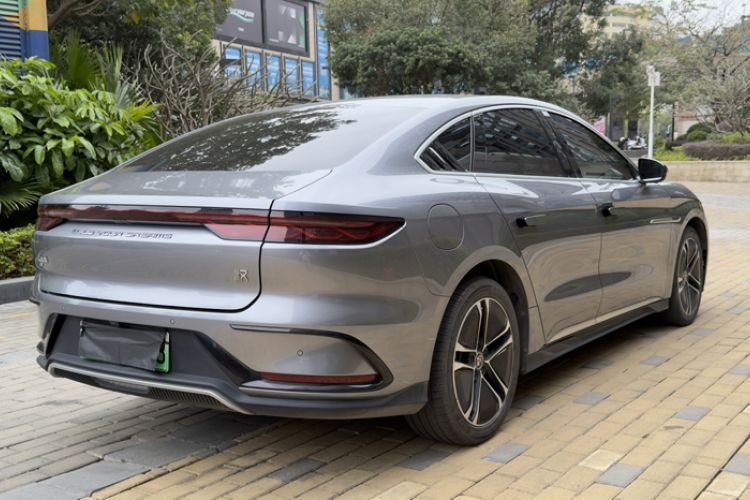 Used BYD Han 2023 EV Champion Edition 605KM Front-Drive Premium Model
