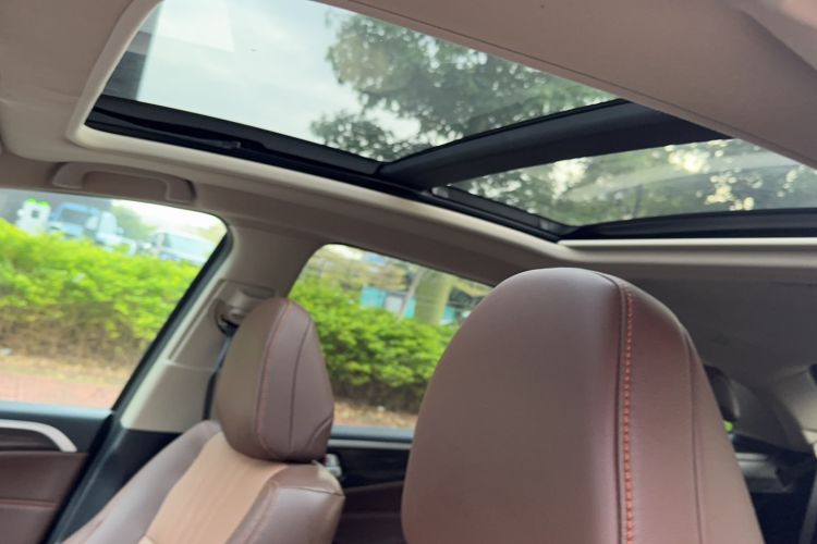 Used Honda Jade 2017 210TURBO CVT Luxury Edition 6 Seats
