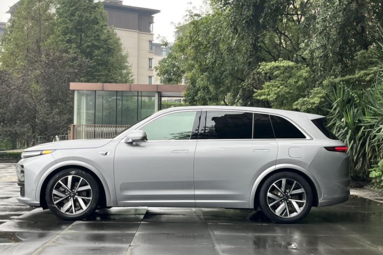 Used Li Auto L7 2023 Pro Model
