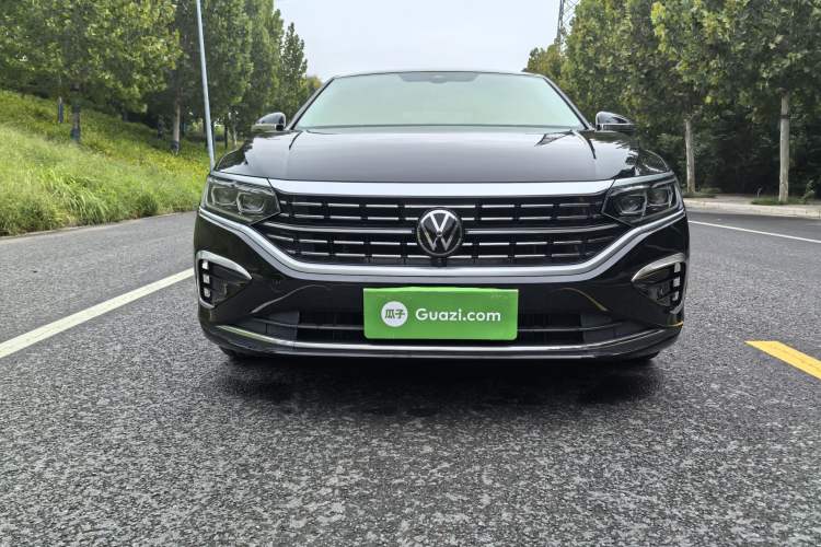 Used Volkswagen Passat 2024 380TSI Luxury Edition
